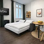 公寓 Arbio I Apartmently & *